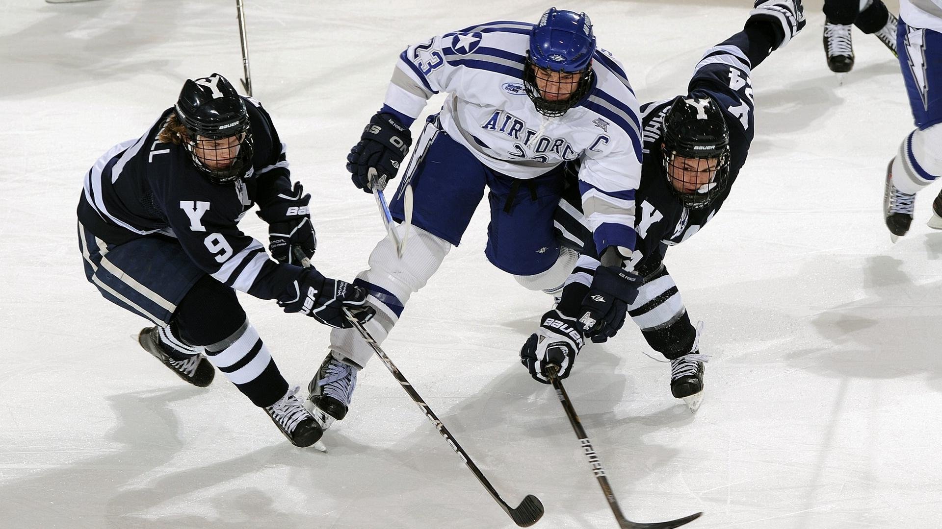 AI题材合力上攻，创业板指连涨四日，创业板ipo动态